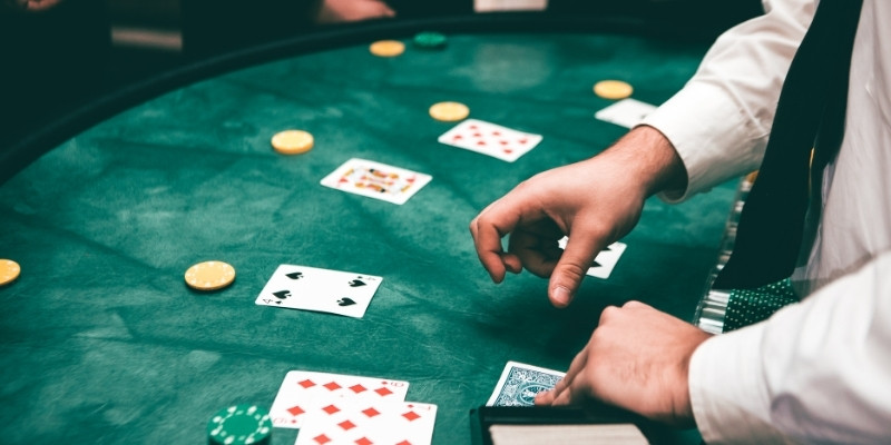 33win69 baccarat có bịp không